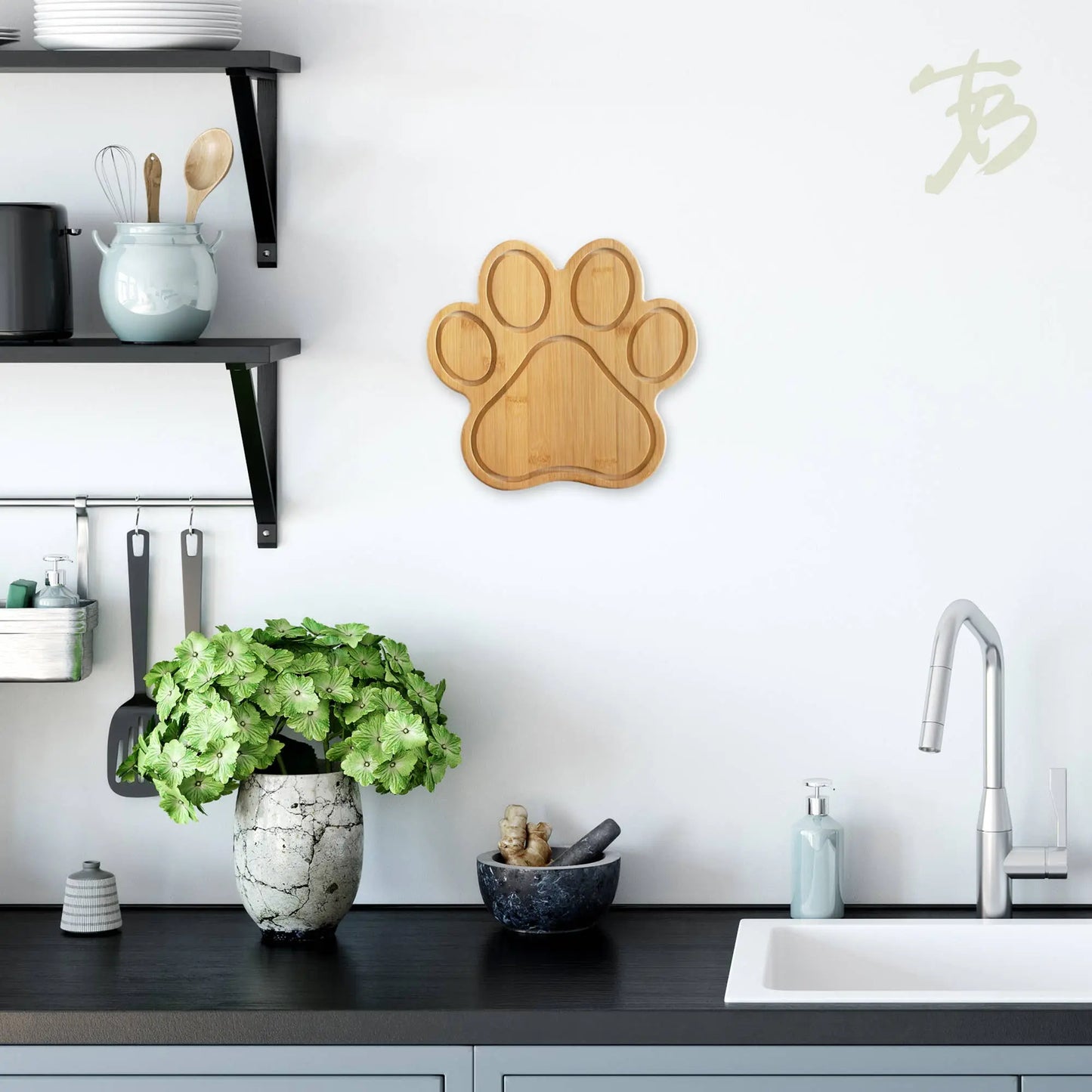 Paw Shaped Cutting Board & Charcuterie Serving Tray - An Initial Impression
