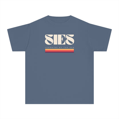 Youth Midweight Tee with Retro SIES Design, Cool Casual T-Shirt, Perfect for Summer, Gift for Teens, Vintage Style Top