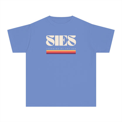 Youth Midweight Tee with Retro SIES Design, Cool Casual T-Shirt, Perfect for Summer, Gift for Teens, Vintage Style Top