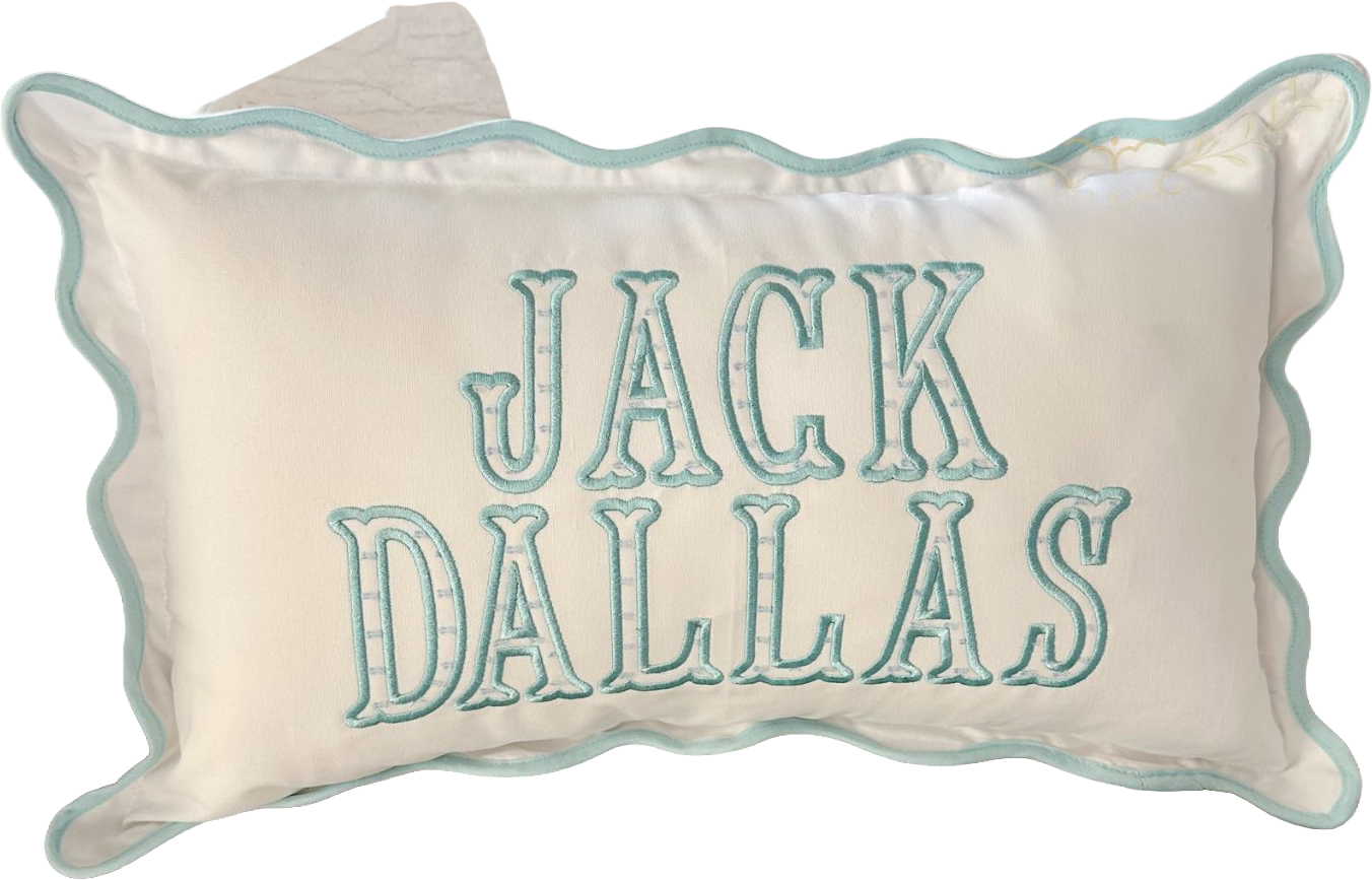 SCALLOP TRIM PILLOW WITH APPLIQUED
