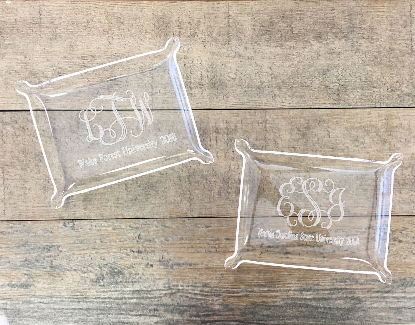 ELEGANT ACRYLIC TRAY