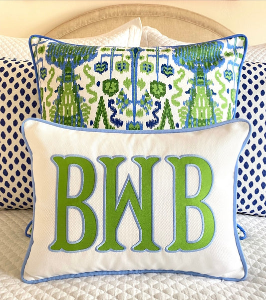 PIPED PILLOW WITH APPLIQUED