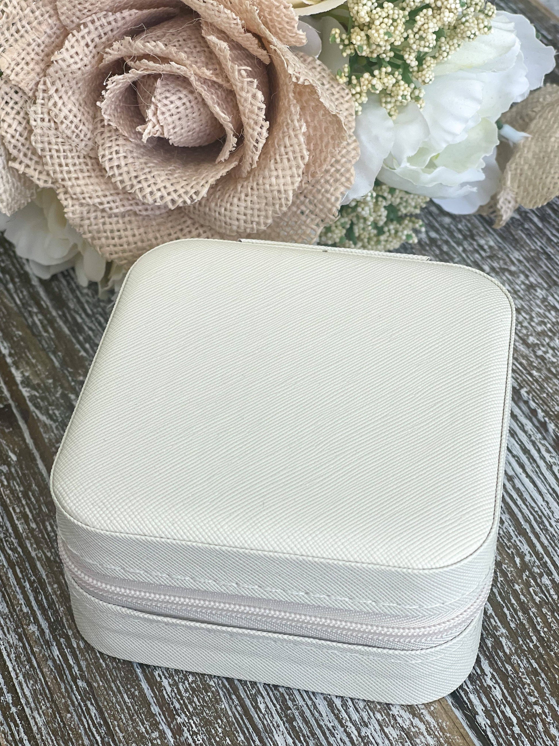 Travel Jewelry Box - An Initial Impression